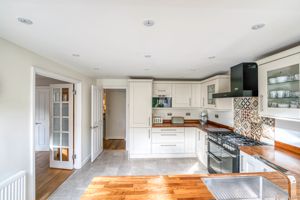 Photo 33- click for photo gallery